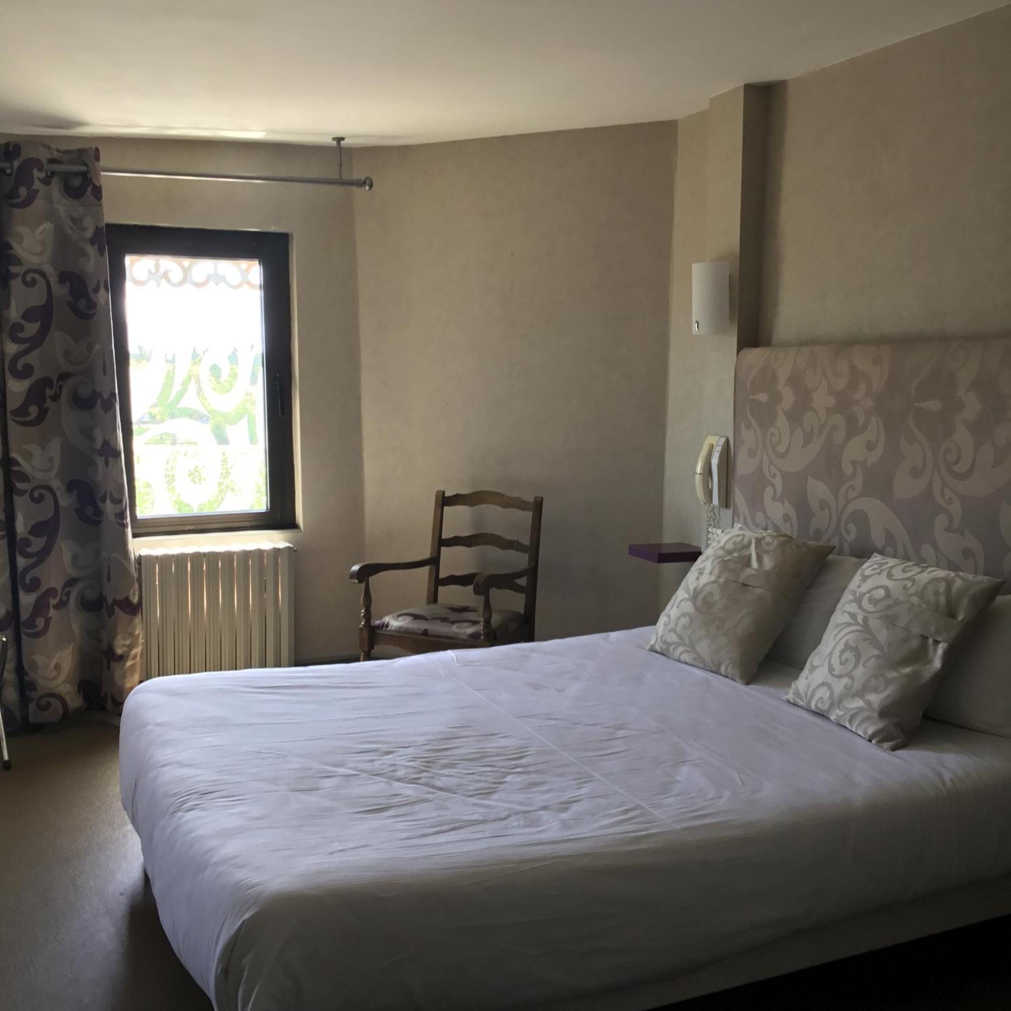 Hotel Le Pont Napoleon La Celle-sous-Gouzon Eksteriør bilde
